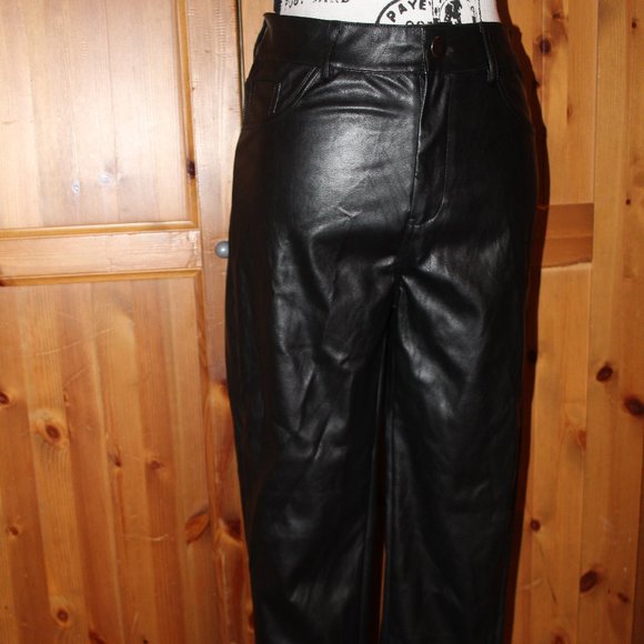 Shine Star NWT Super High Waist Skinny Ankle Leatherette Pants Black Siz… - Picture 2 of 13
